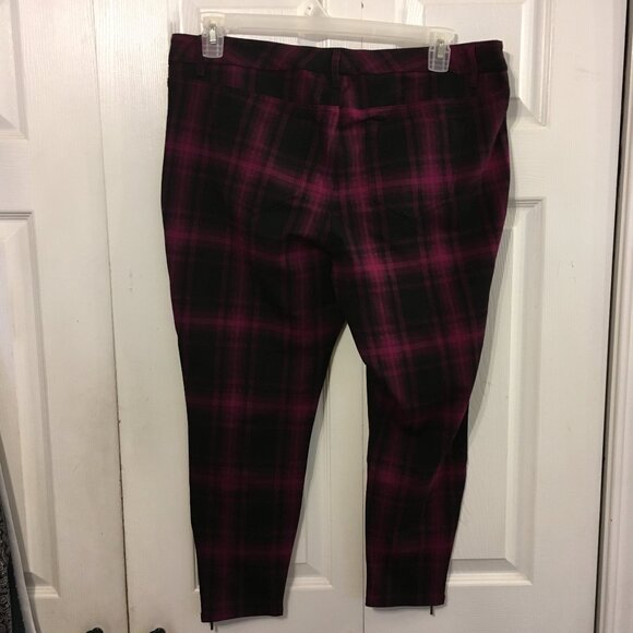 Torrid Berry Plaid Ponte Stretch Ankle Skinny Pants W/ zipper detail - Picture 8 of 9